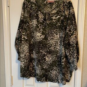 Elegant Green and White Blouse